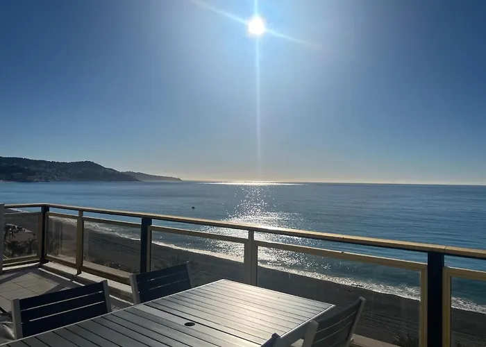 Promenade Des Anglais, 7E Etage, Vue Degagee Sur La Mer