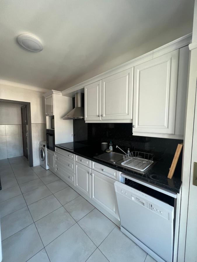 Appartamento Promenade Des Anglais, 7e Etage, Vue Degagee Sur La Mer