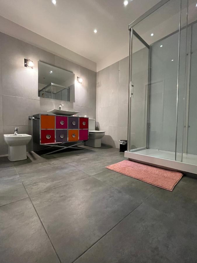 Appartamento Promenade Des Anglais, 7e Etage, Vue Degagee Sur La Mer